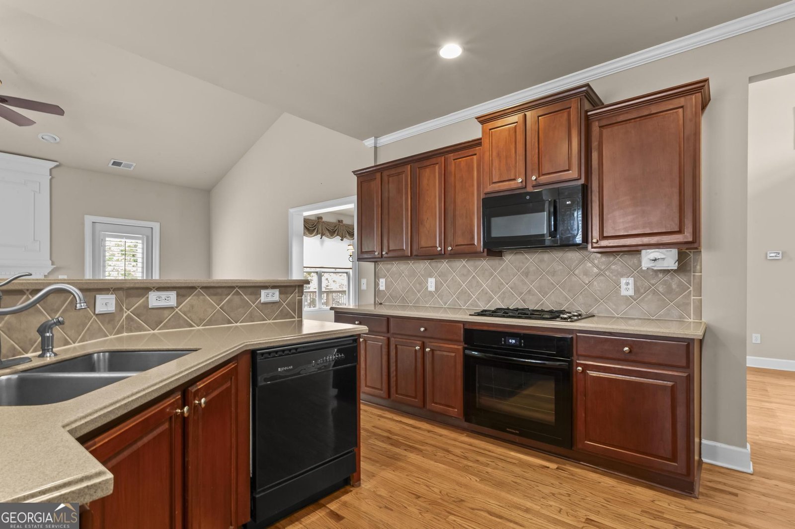 214 Woodview Lane Woodstock - Photo 9