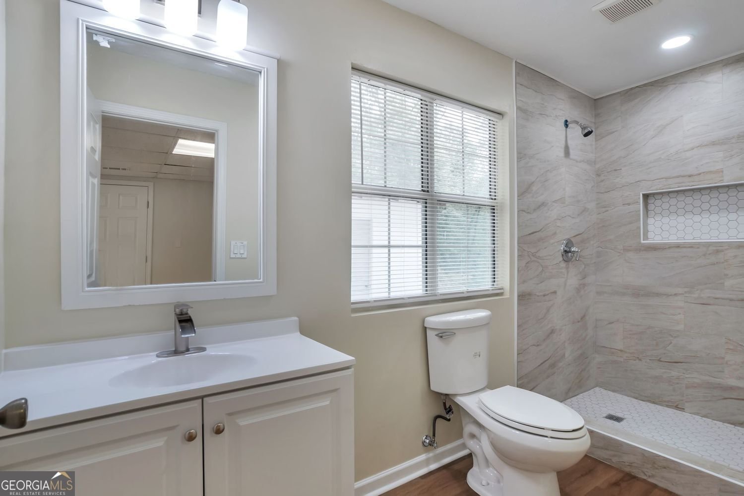 7086 Sir Galahad Way Jonesboro - Photo 16