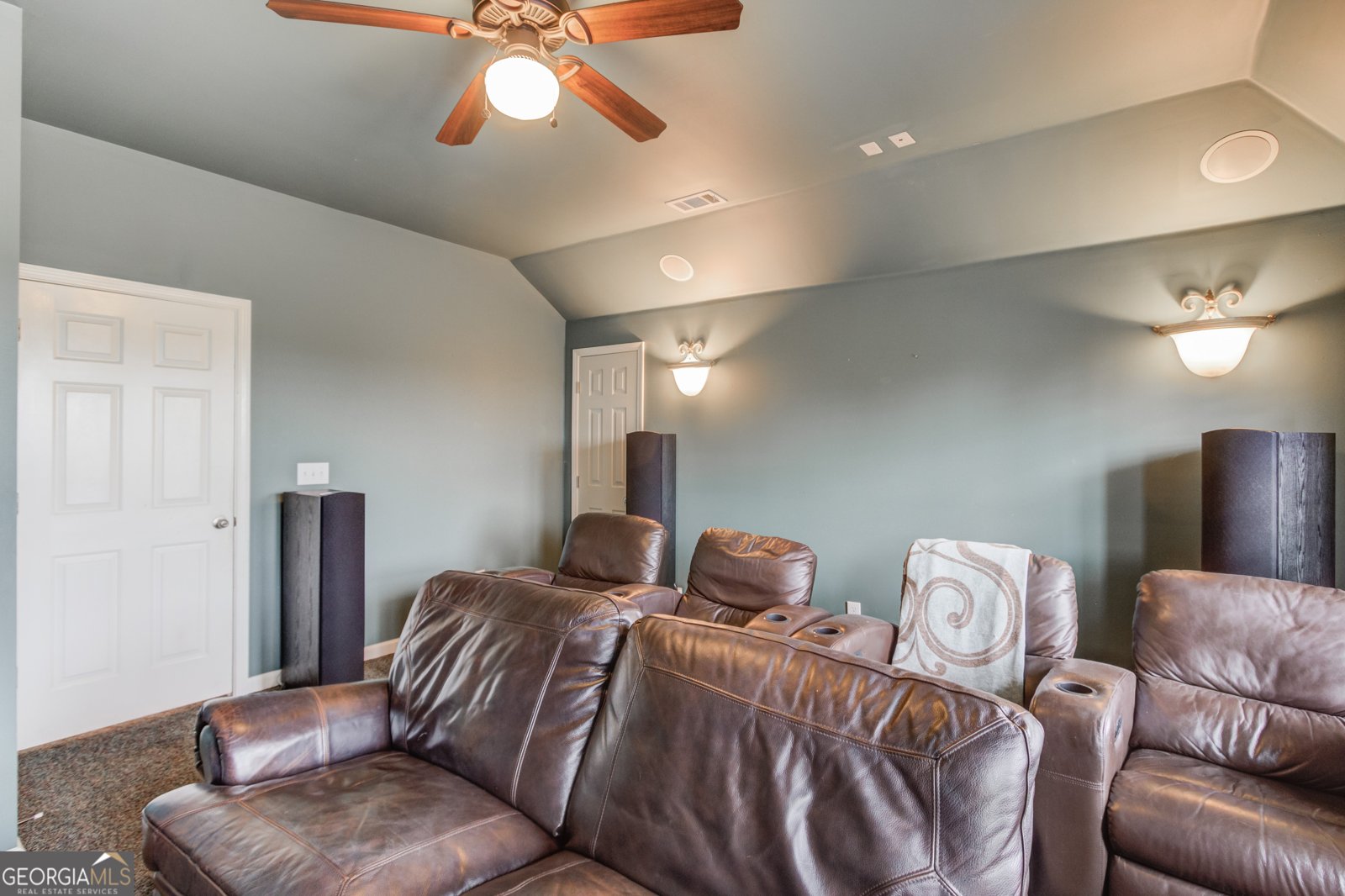 7568 Brookstone Circle Flowery Branch - Photo 41