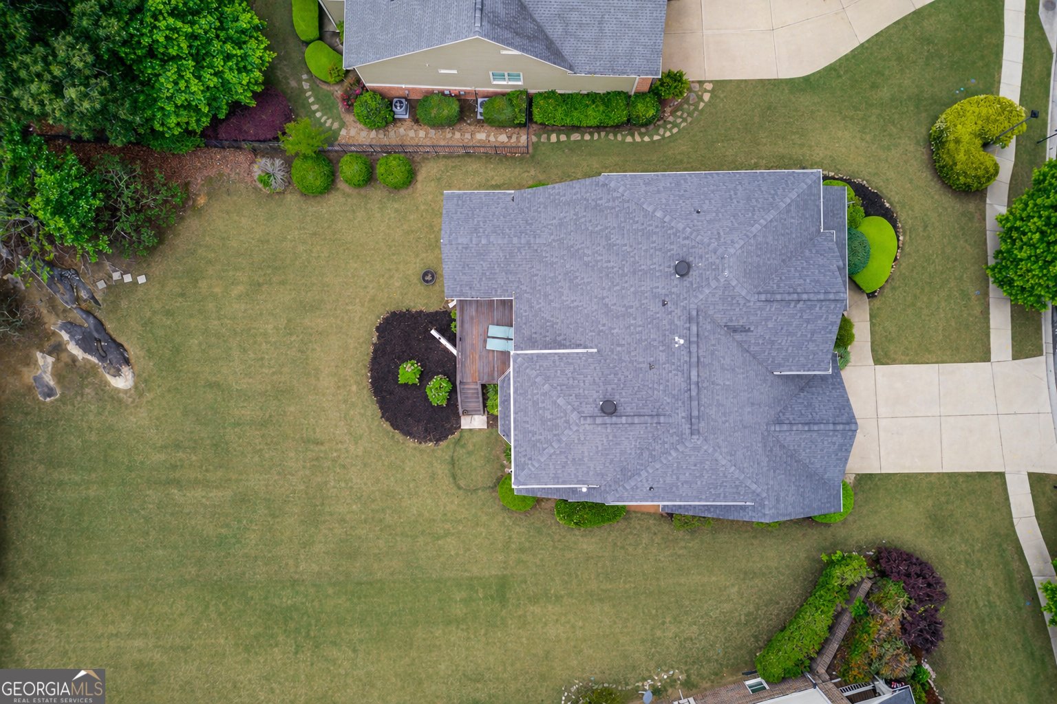 7568 Brookstone Circle Flowery Branch - Photo 59