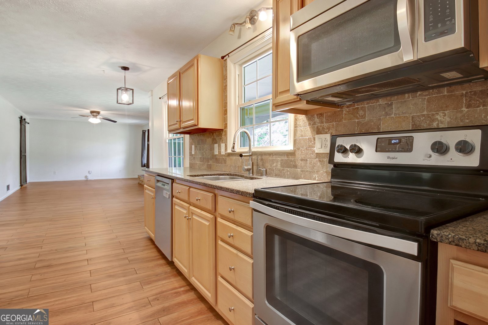 115 Marion Boulevard Fayetteville - Photo 14