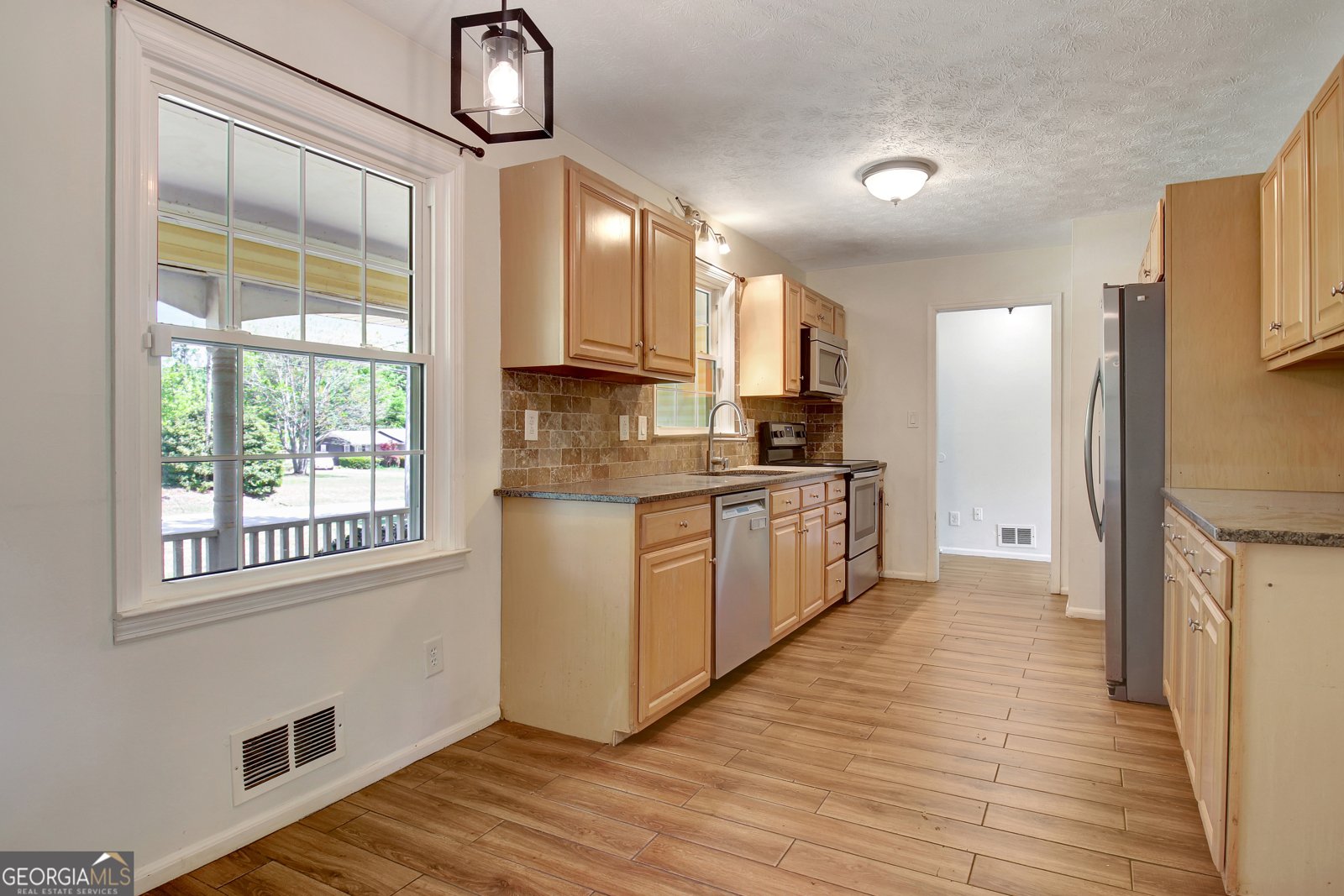 115 Marion Boulevard Fayetteville - Photo 17