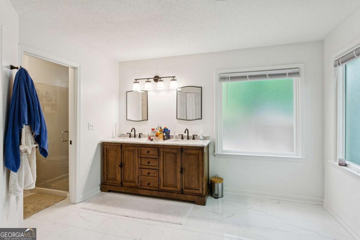1441 Livingston Drive Marietta - Photo 18