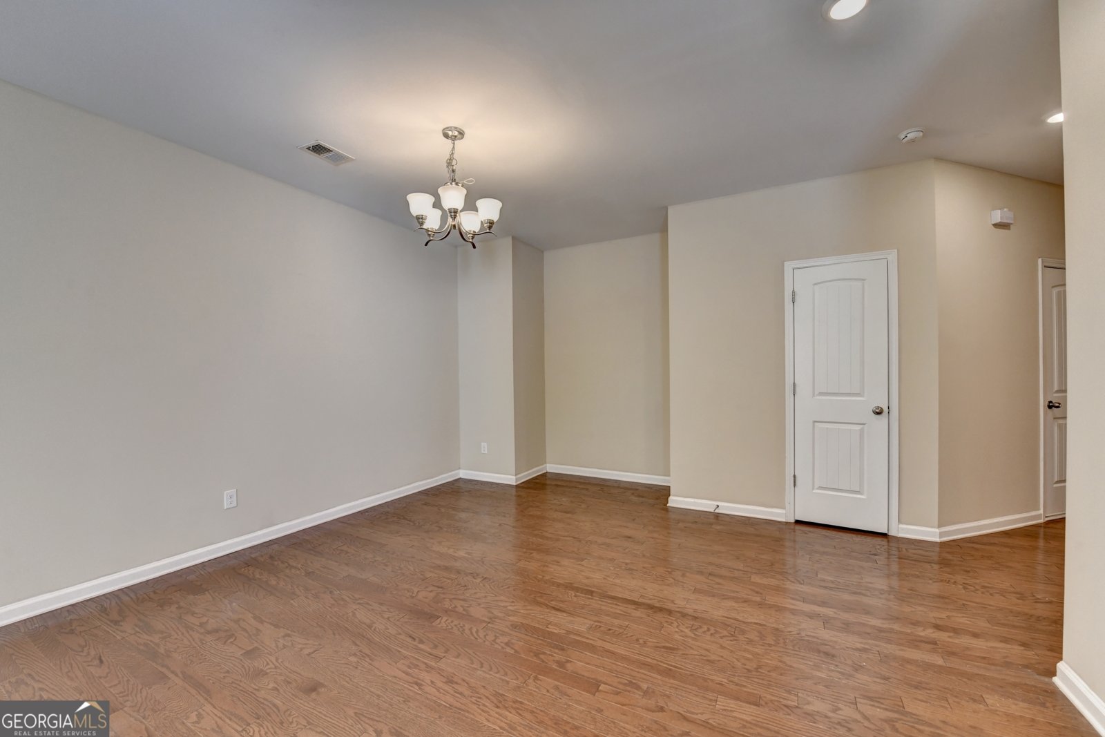 5830 Shiloh Woods Drive Cumming - Photo 8