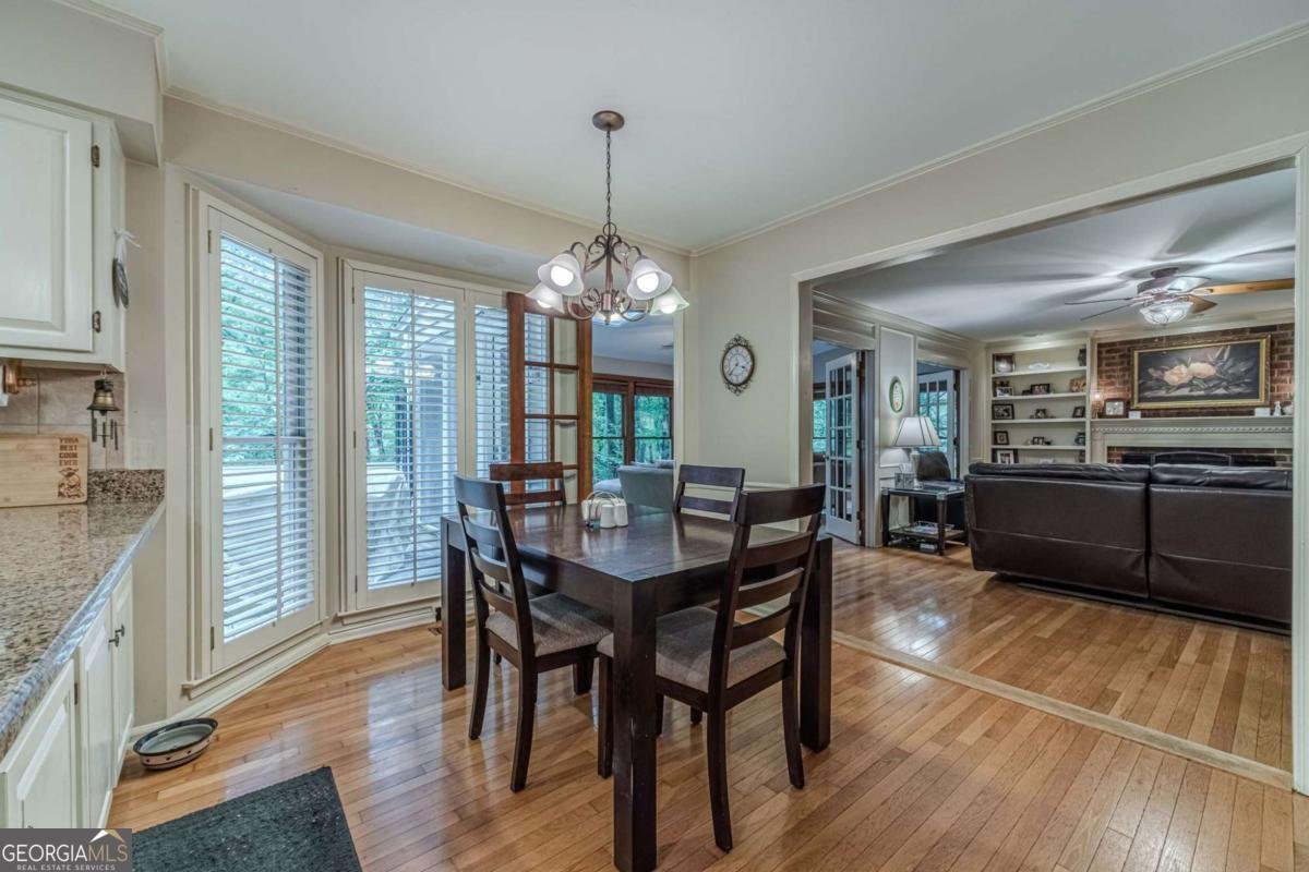 3734 Sandford Court Lilburn - Photo 11