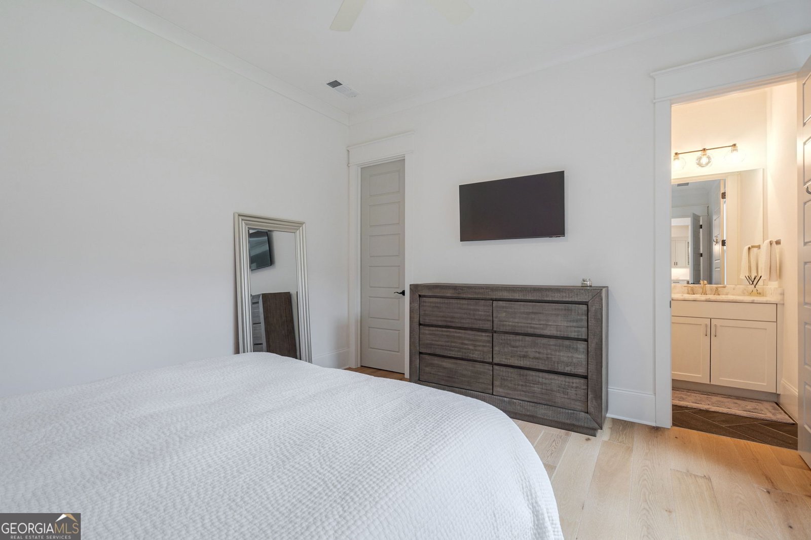 1080 Greenleffe Drive Statham - Photo 23