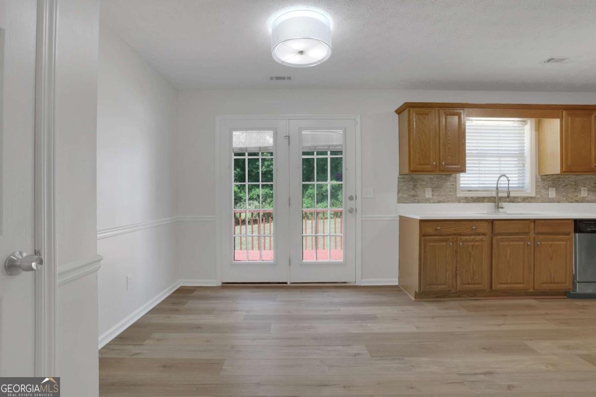 802 Cambridge Creek Drive Conyers - Photo 11