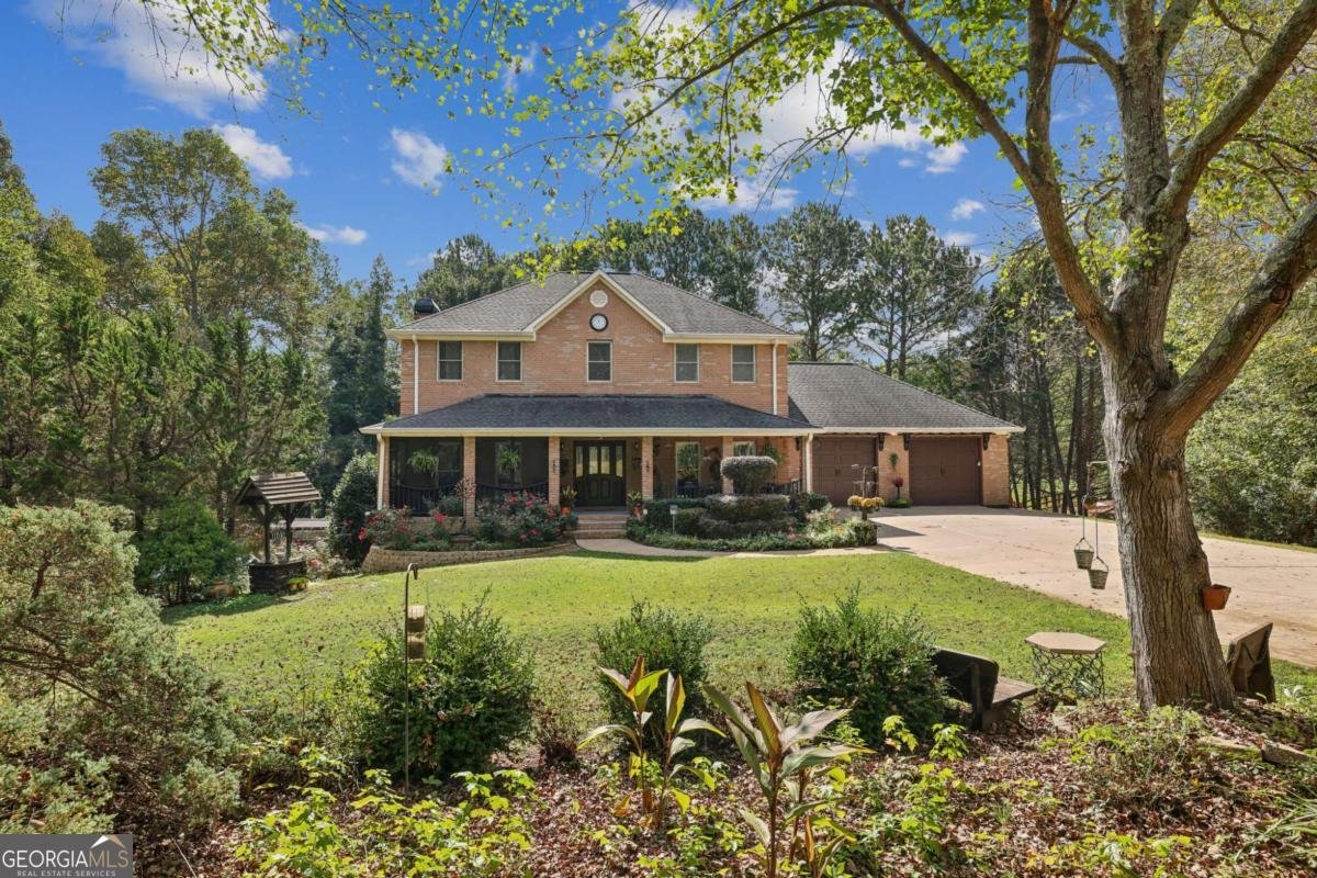 7820 Wynfield Circle Cumming - Photo 1