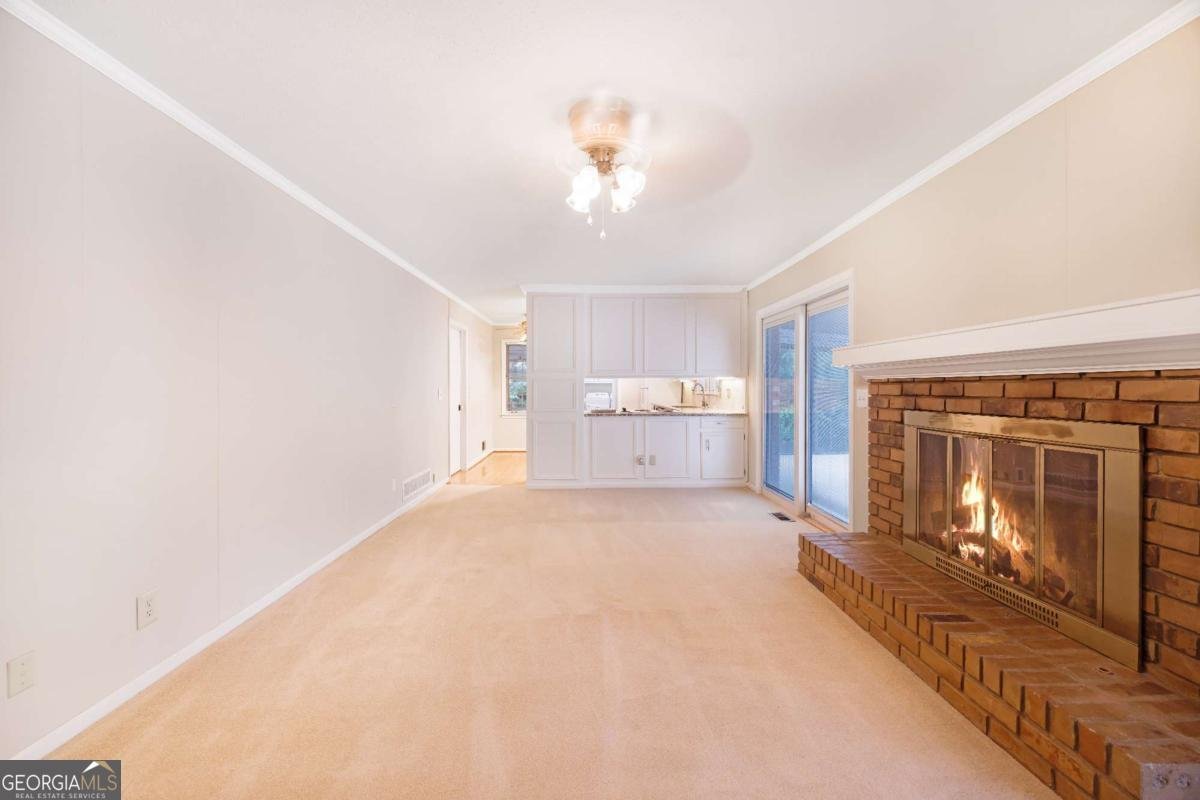 360 Barkshire Lane Roswell - Photo 12