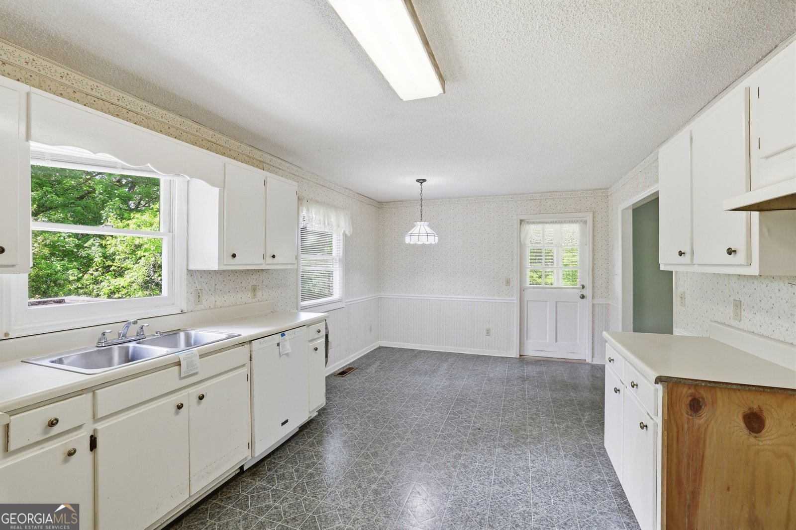 592 Potomac Drive Tiger - Photo 10