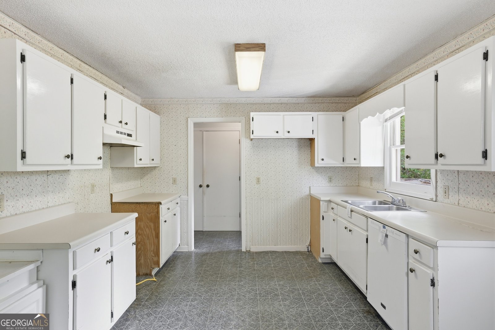 592 Potomac Drive Tiger - Photo 8