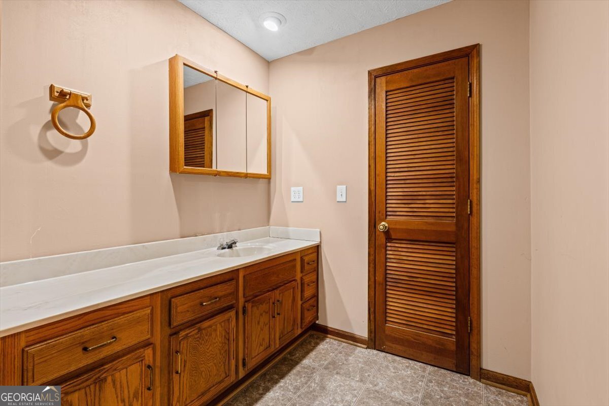 447 Lively Road Waco - Photo 34