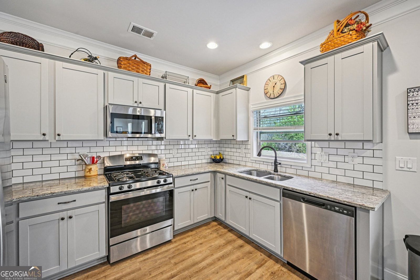 413 Hudson Cove Trail Gainesville - Photo 11