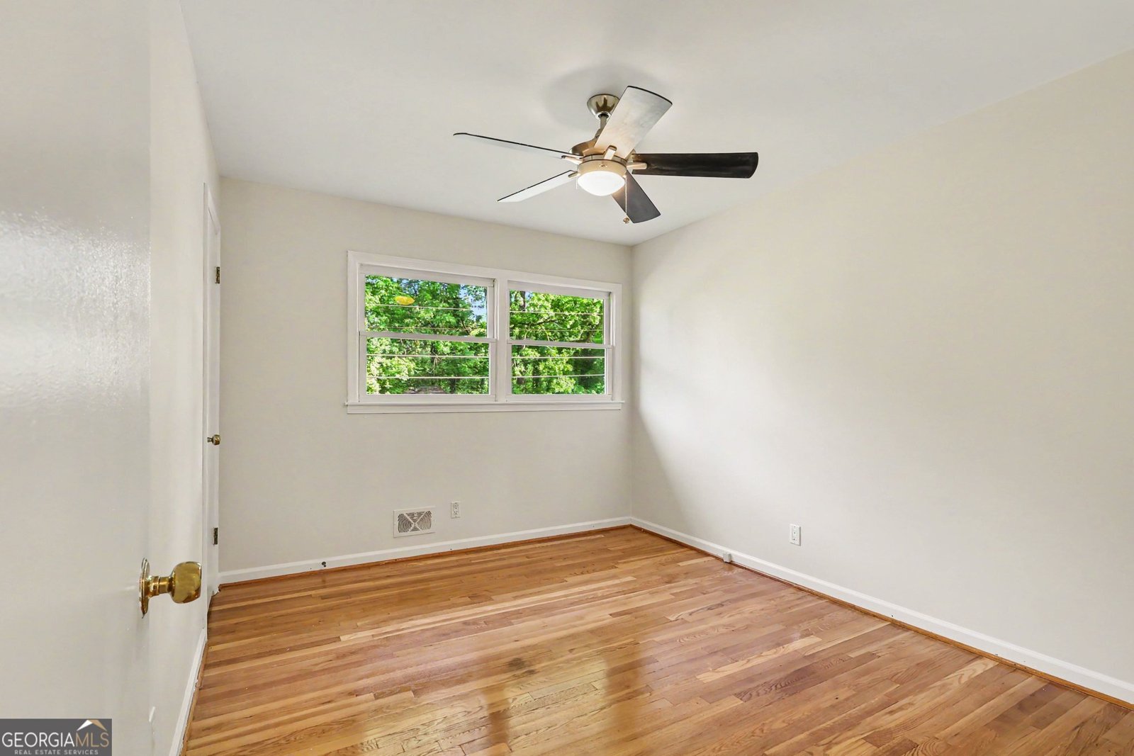 2450 Wentworth Drive Atlanta - Photo 16