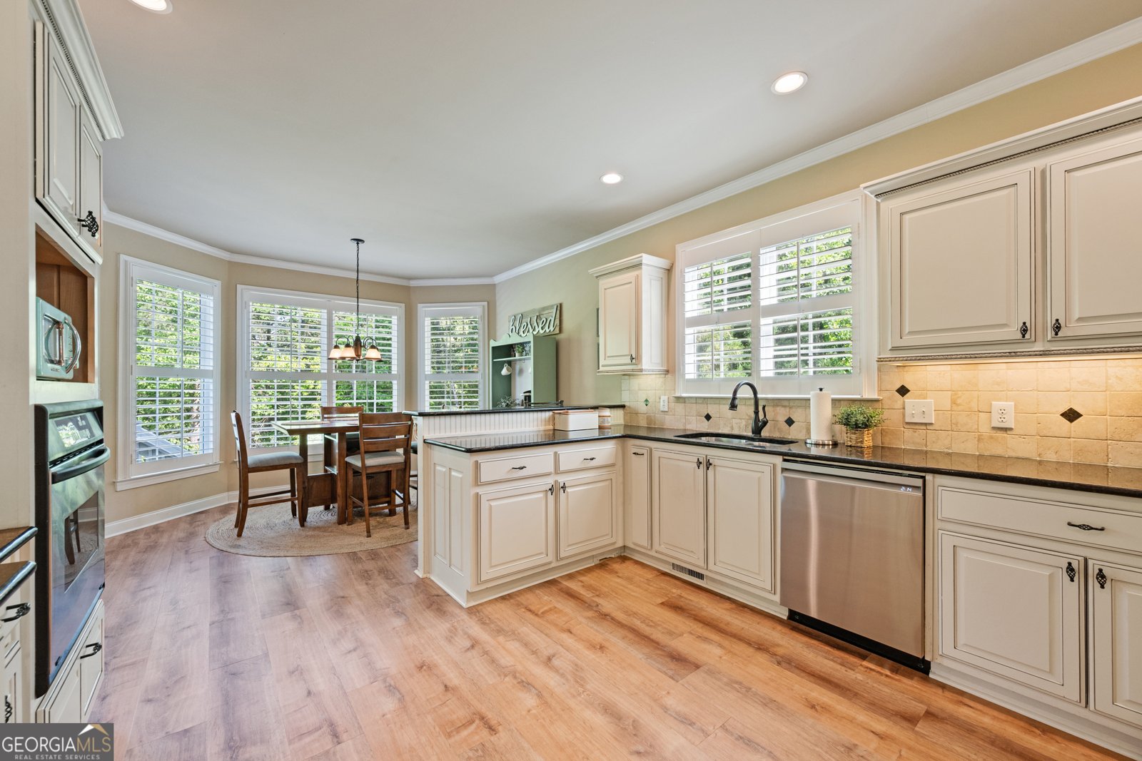 4452 Sandhurst Place Flowery Branch - Photo 9
