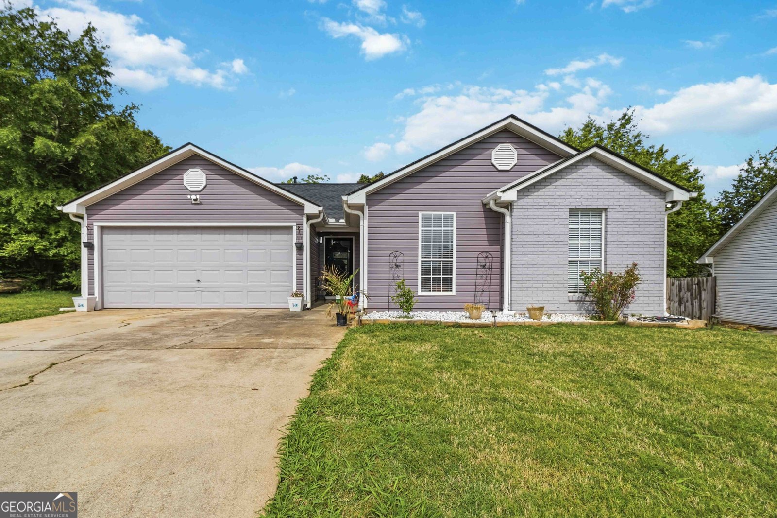 625 Brents Cove Stockbridge - Photo 1