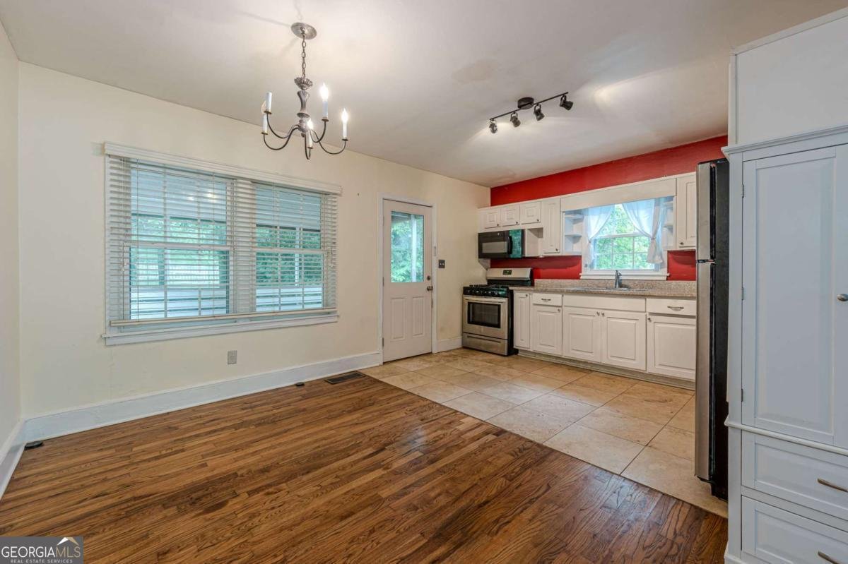 275 Amy Drive Marietta - Photo 8