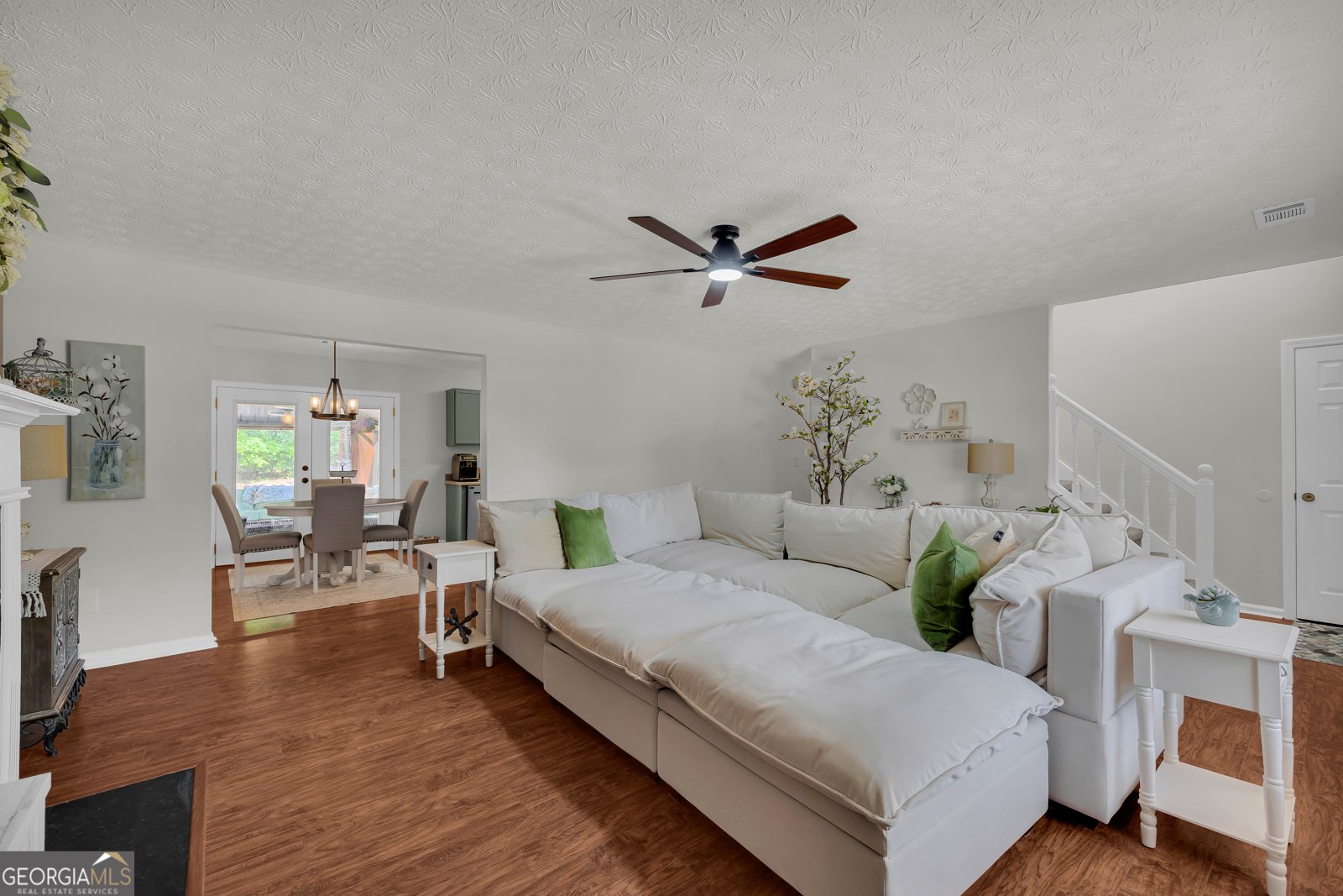 241 Fox Run Loganville - Photo 10