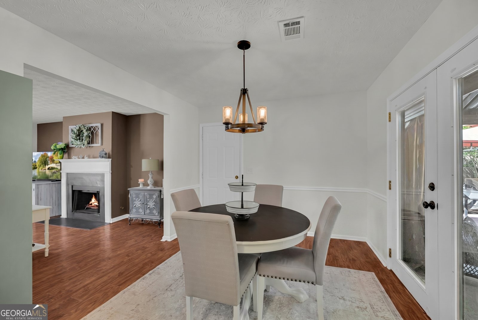 241 Fox Run Loganville - Photo 15