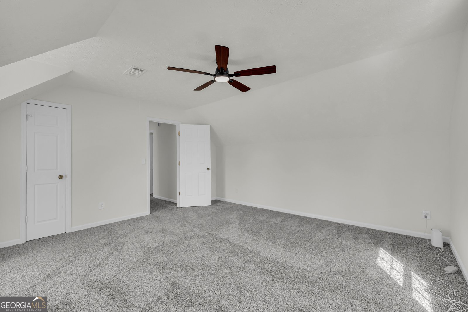 241 Fox Run Loganville - Photo 21