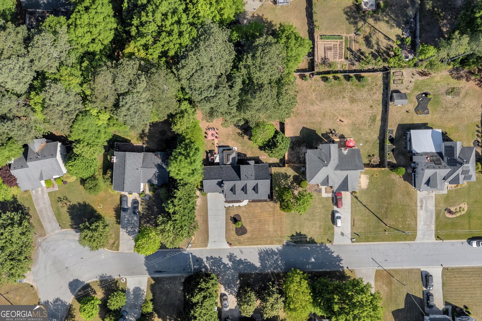 241 Fox Run Loganville - Photo 31