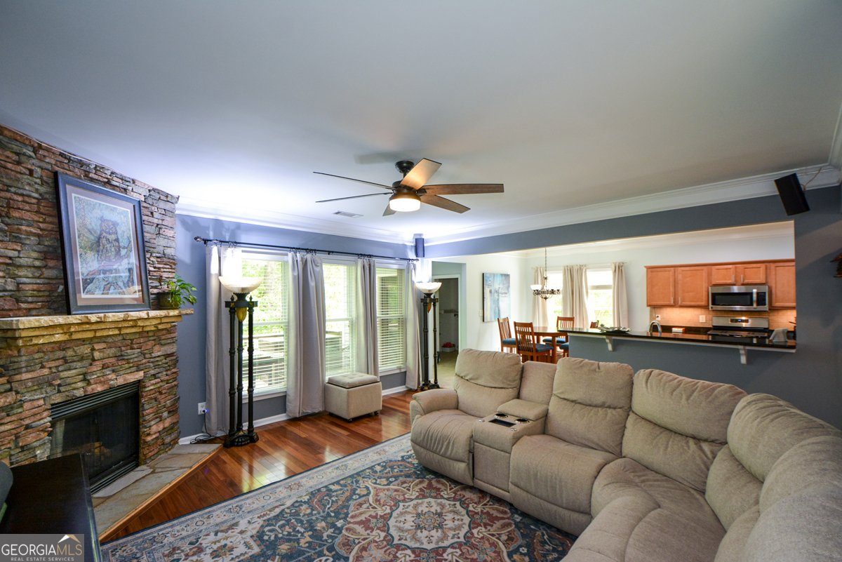 3833 Memphis Drive Suwanee - Photo 10