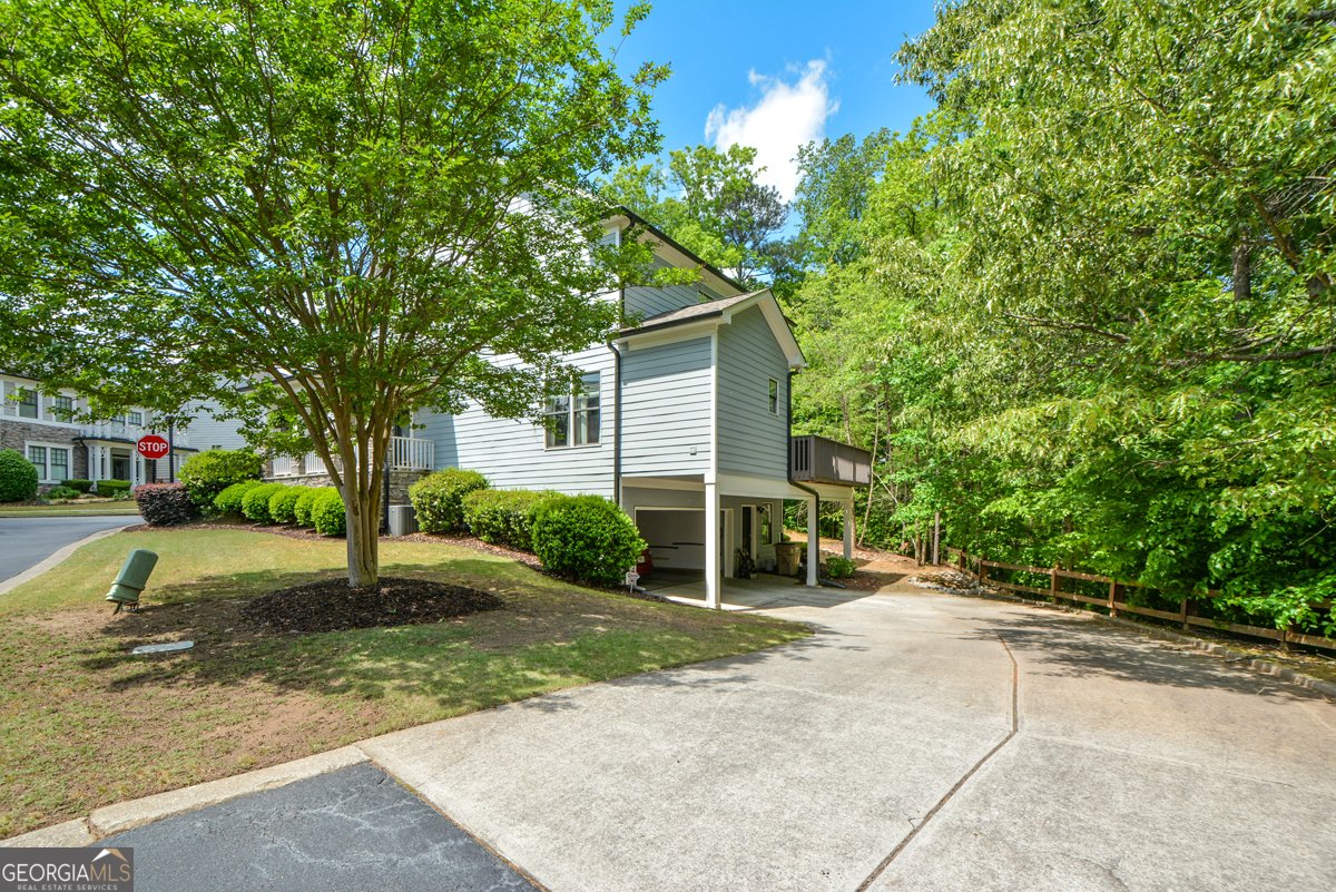 3833 Memphis Drive Suwanee - Photo 37