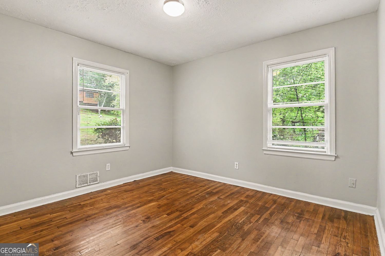 618 Hickory Trail Mableton - Photo 10