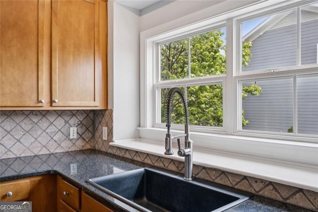 306 Carlyle Park Drive Atlanta - Photo 13