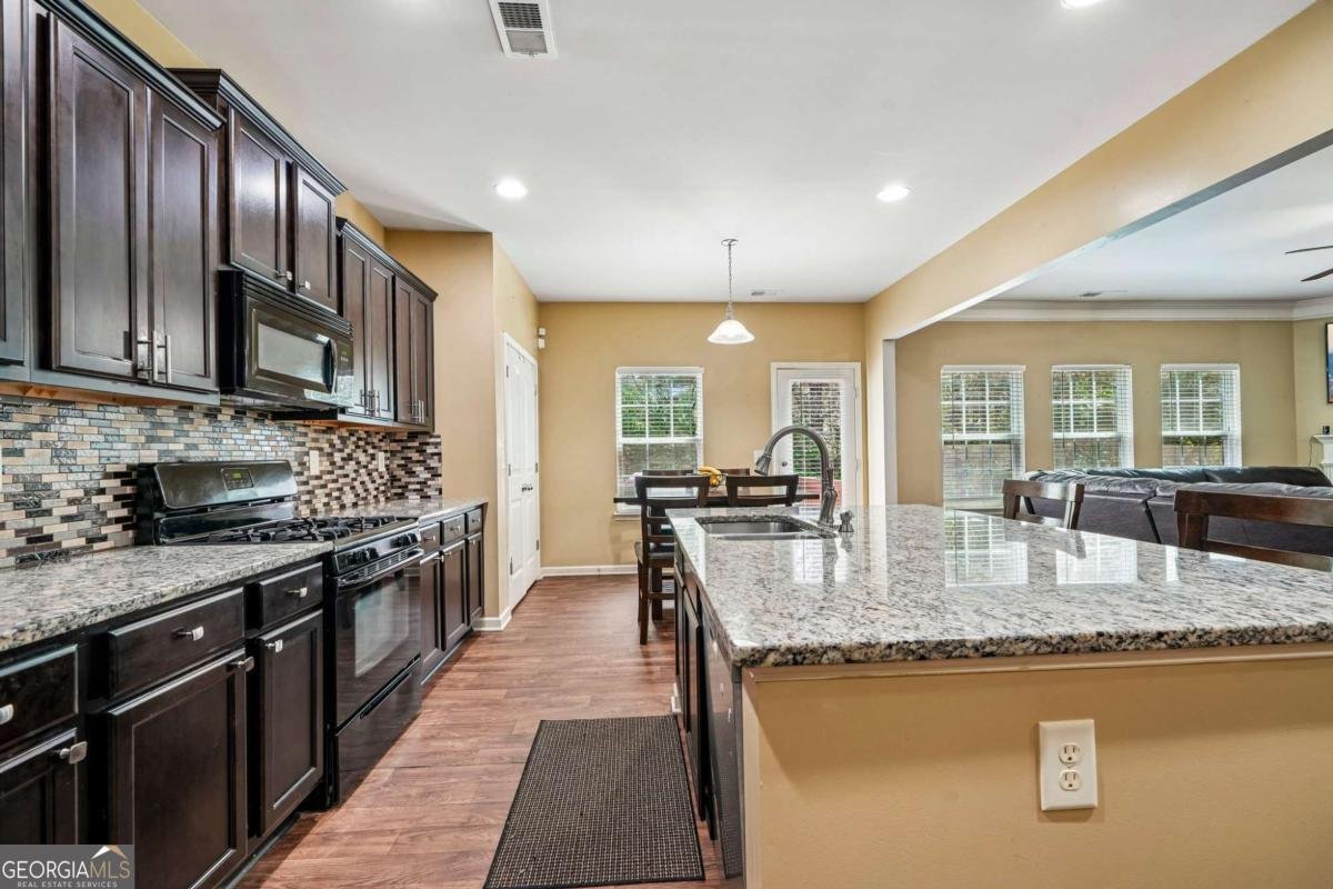 961 High Tide Trail Loganville - Photo 10