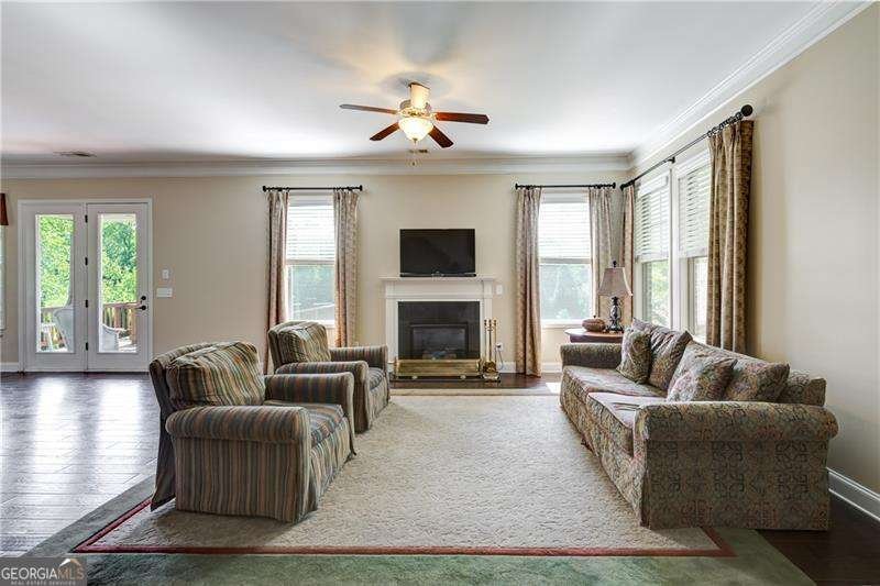 2454 Brewer Way Marietta - Photo 6
