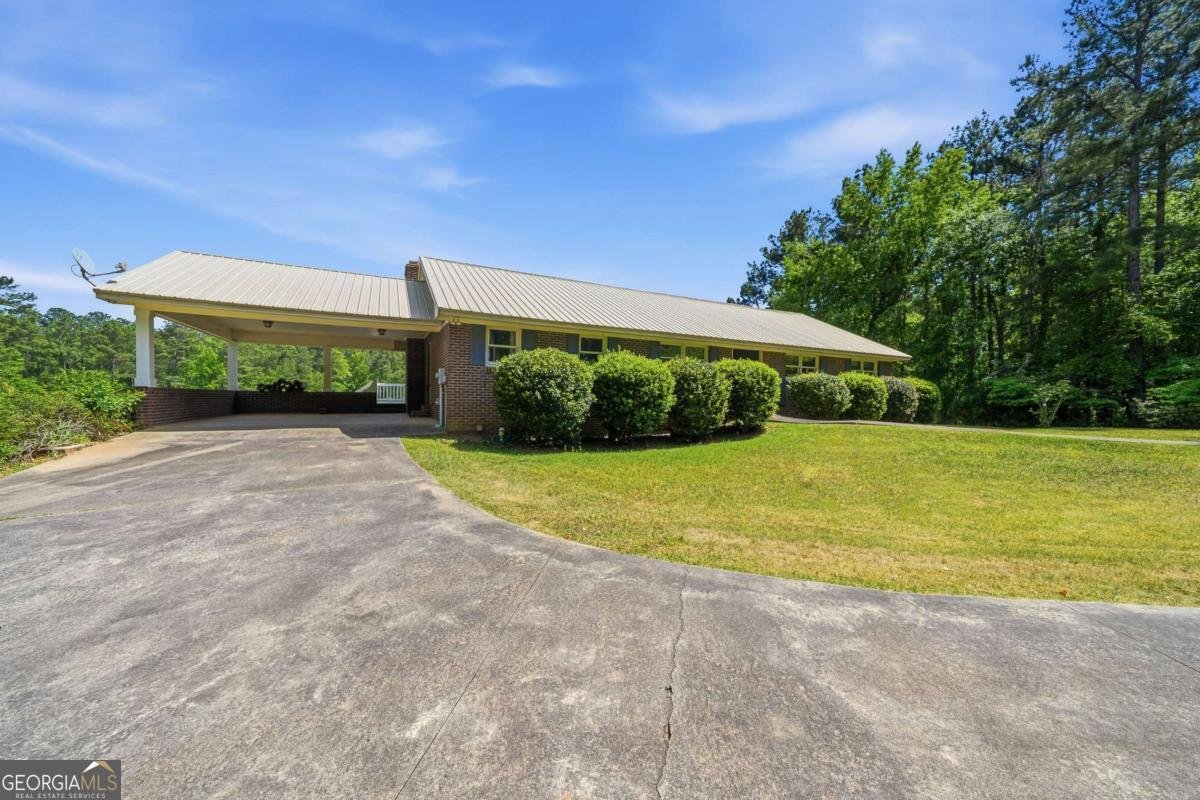 260 Black Springs Road NE Milledgeville - Photo 11