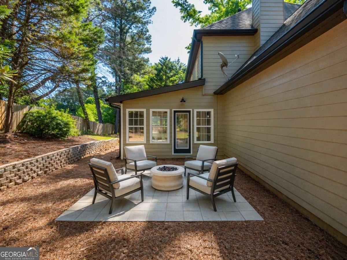 130 Trammell Court Alpharetta - Photo 7