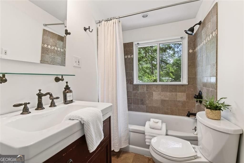 2468 Skyland Trail Brookhaven - Photo 17