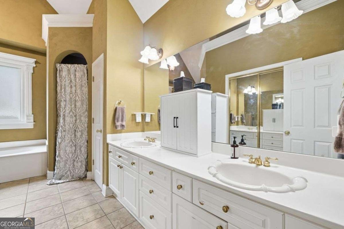 211 Cabin Creek Court Woodstock - Photo 13