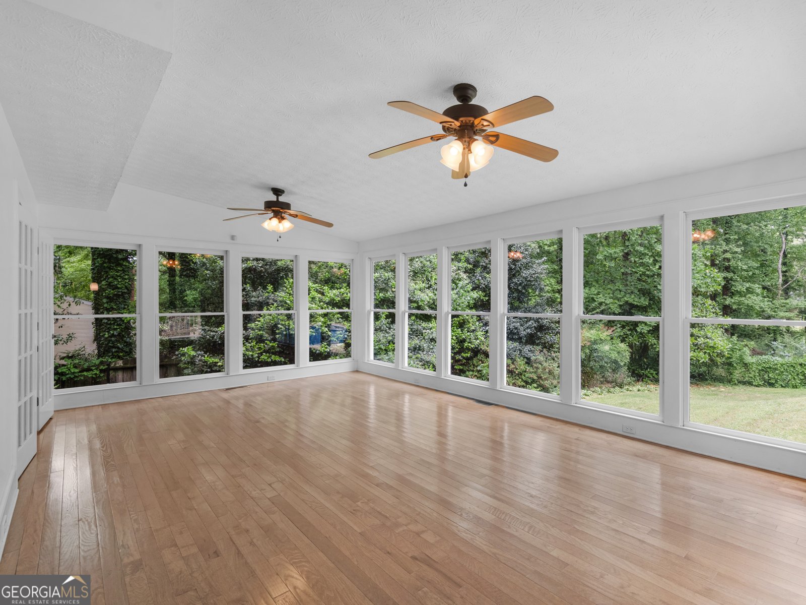 8601 Shore Drive Jonesboro - Photo 21