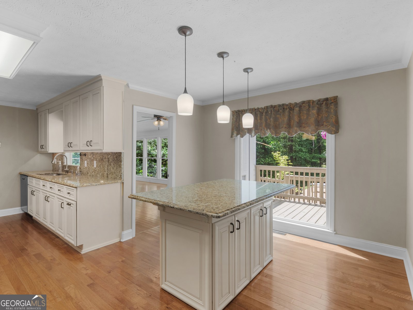 8601 Shore Drive Jonesboro - Photo 25