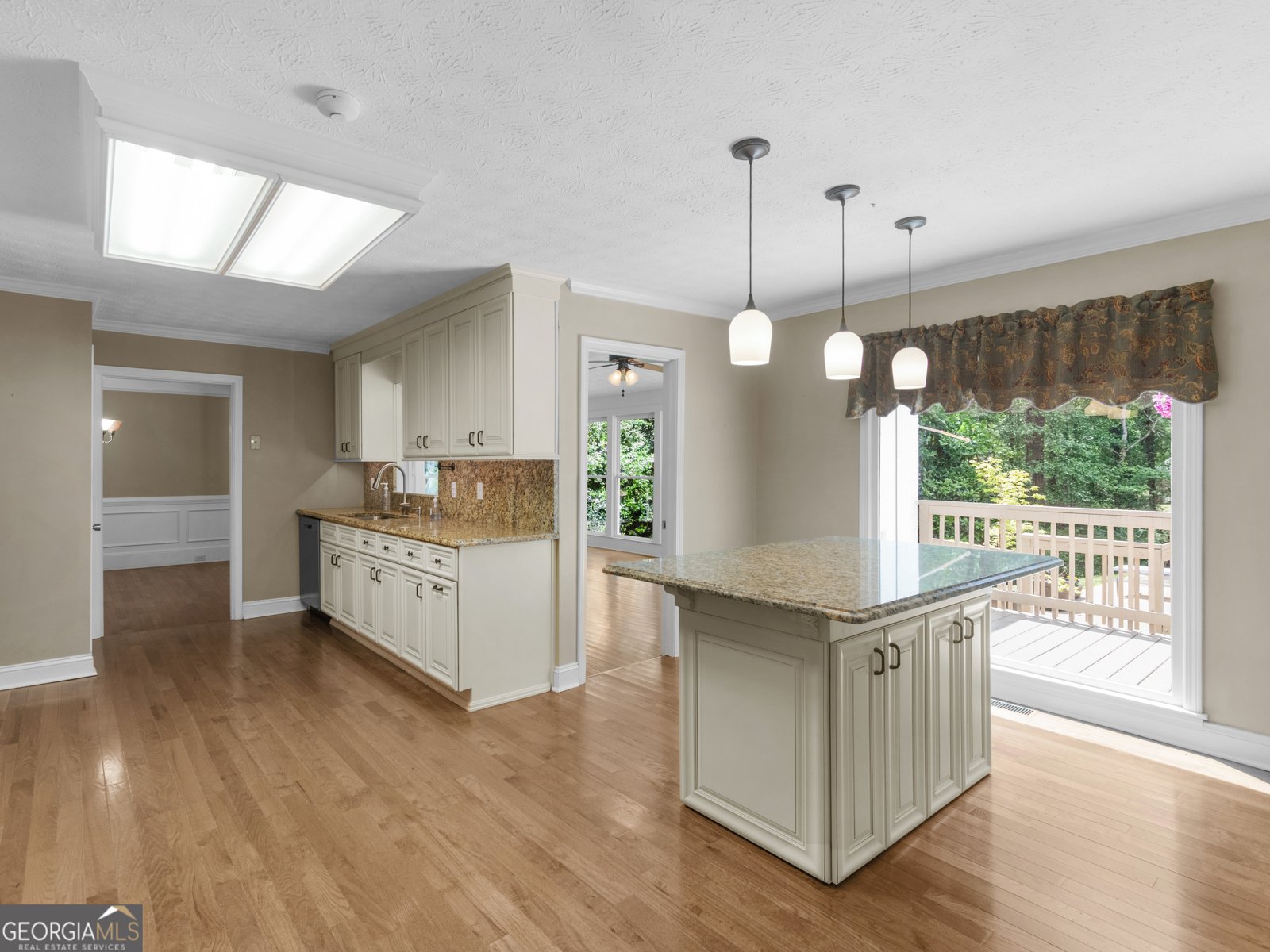 8601 Shore Drive Jonesboro - Photo 27