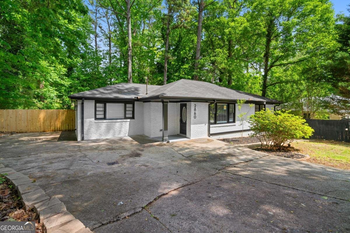 2860 Reveille Circle Atlanta - Photo 1