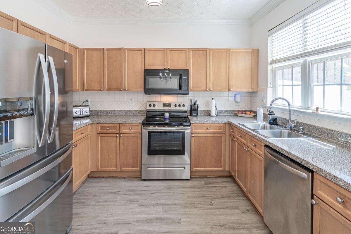 4834 Zephyr Cove Place Flowery Branch - Photo 6