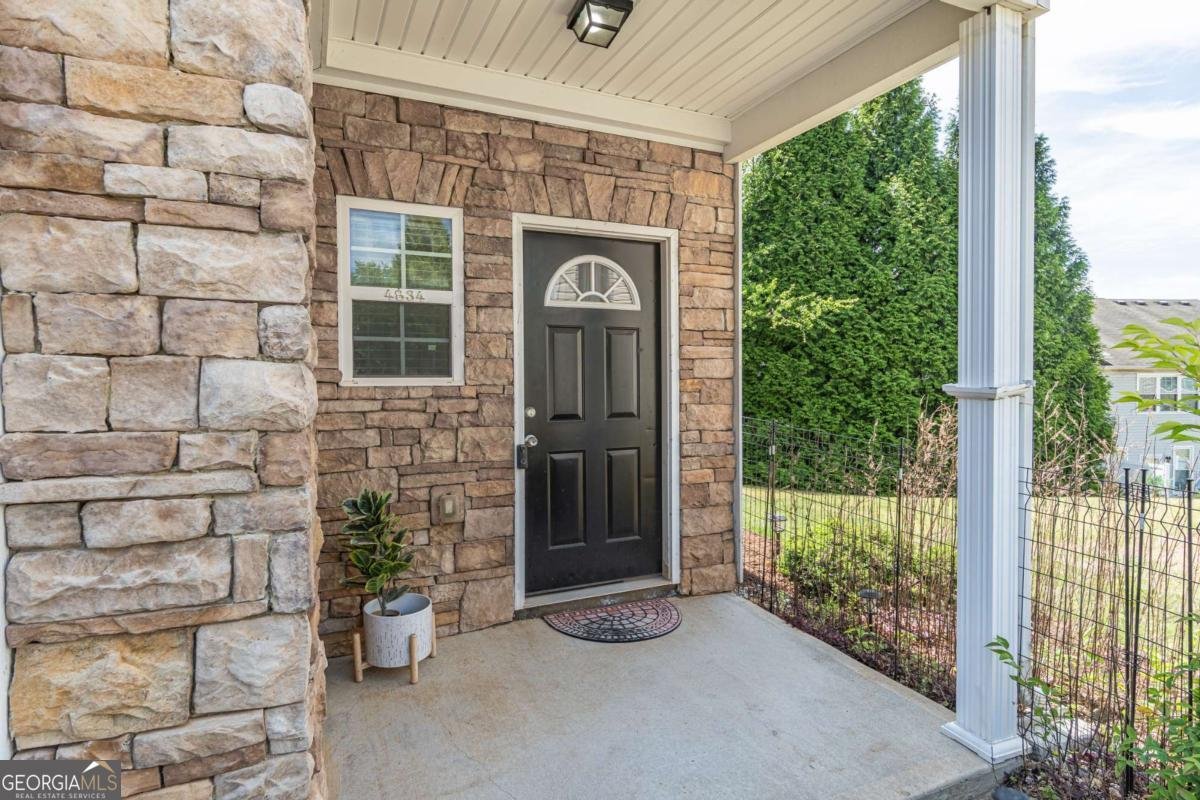 4834 Zephyr Cove Place Flowery Branch - Photo 8