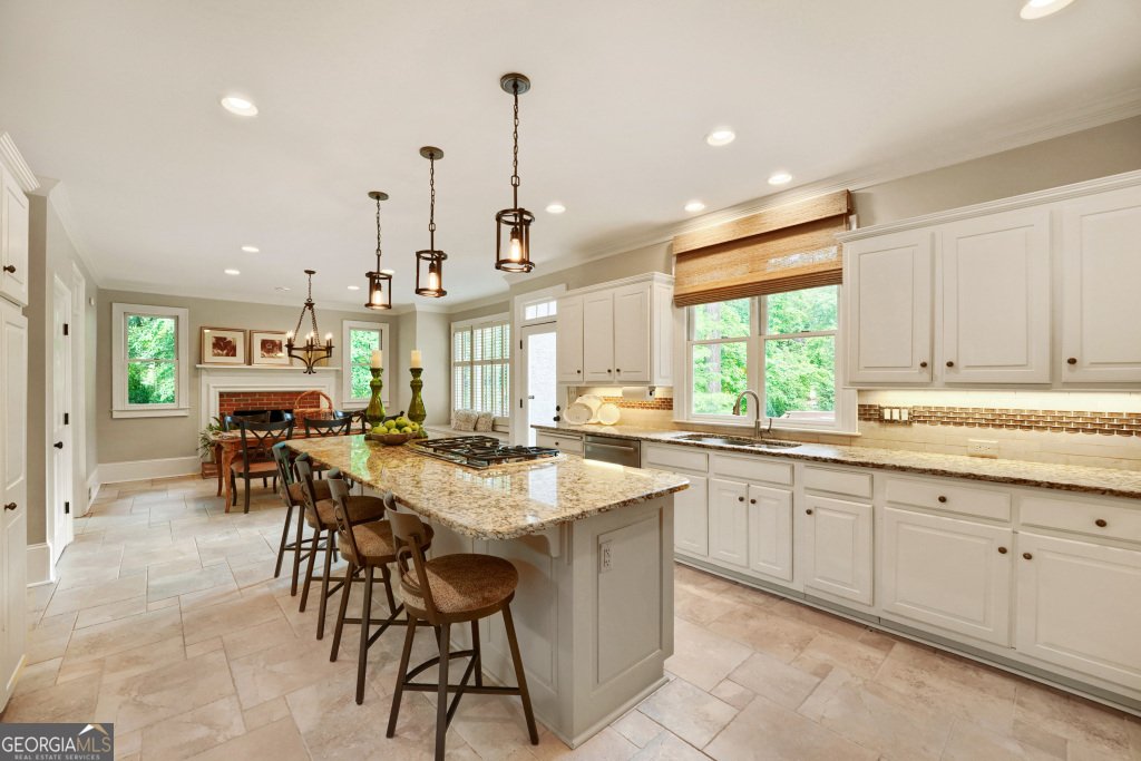 7785 Landowne Drive Sandy Springs - Photo 11