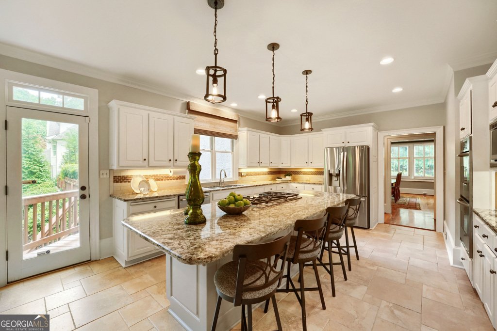 7785 Landowne Drive Sandy Springs - Photo 9