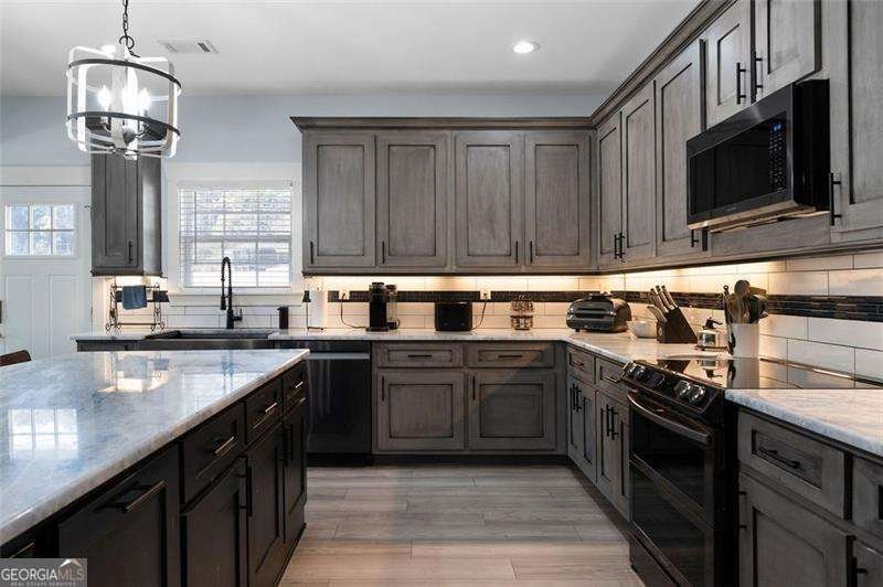 547 CENTER Road Cartersville - Photo 13