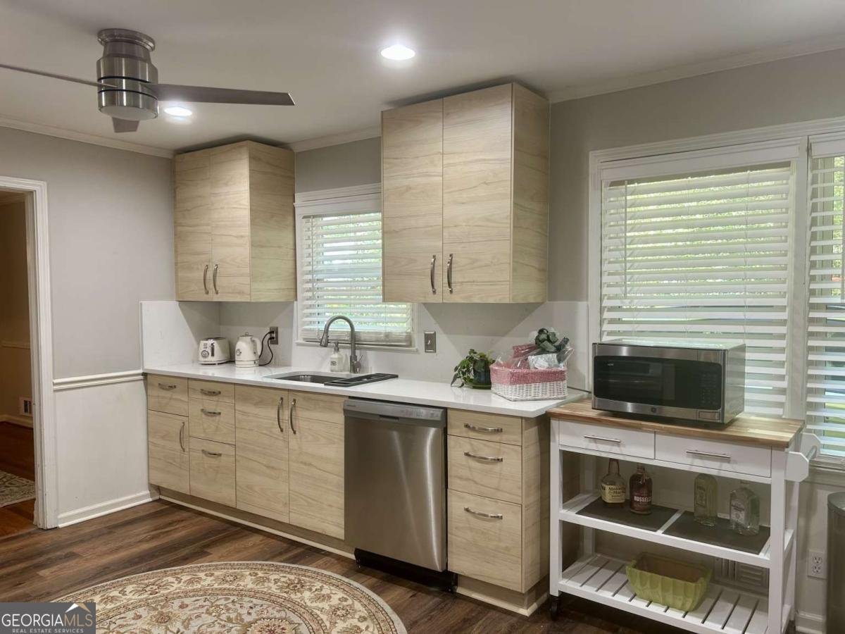 2439 Woodcreek Court Tucker - Photo 7
