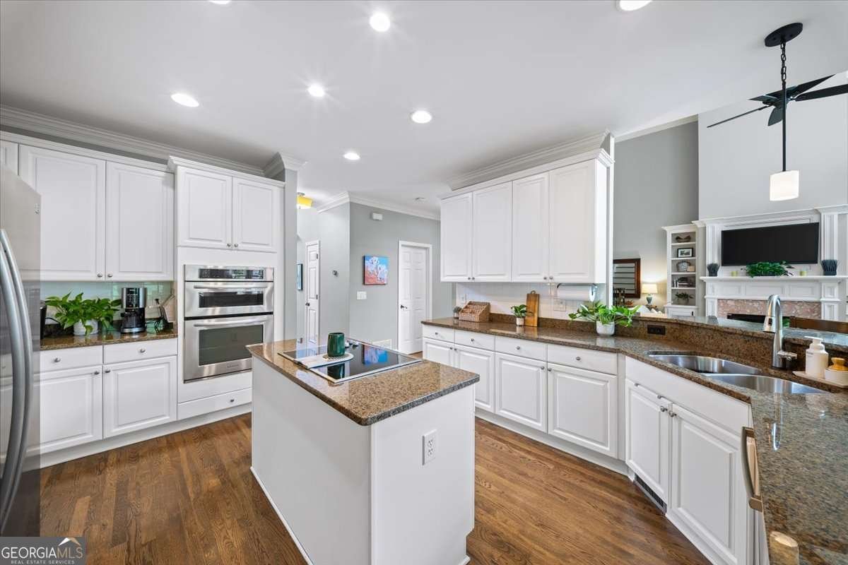 636 Goldenwood Court Powder Springs - Photo 13