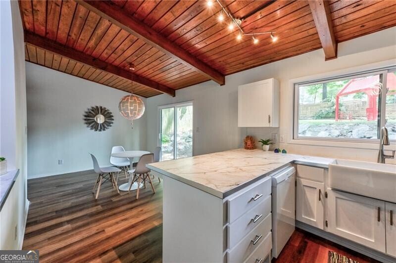 3348 Lynnray Drive Atlanta - Photo 13