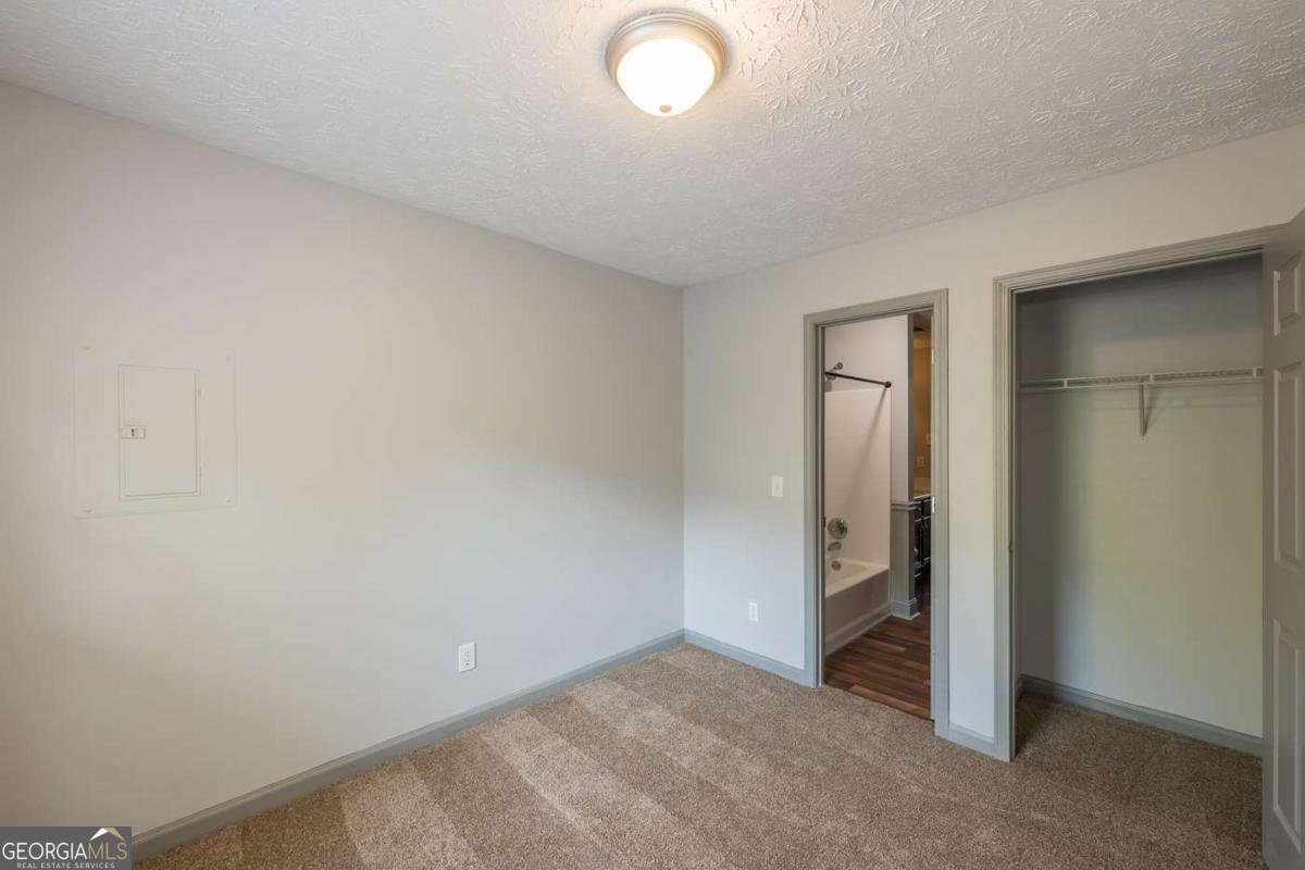 207 Daventry Way Woodstock - Photo 18