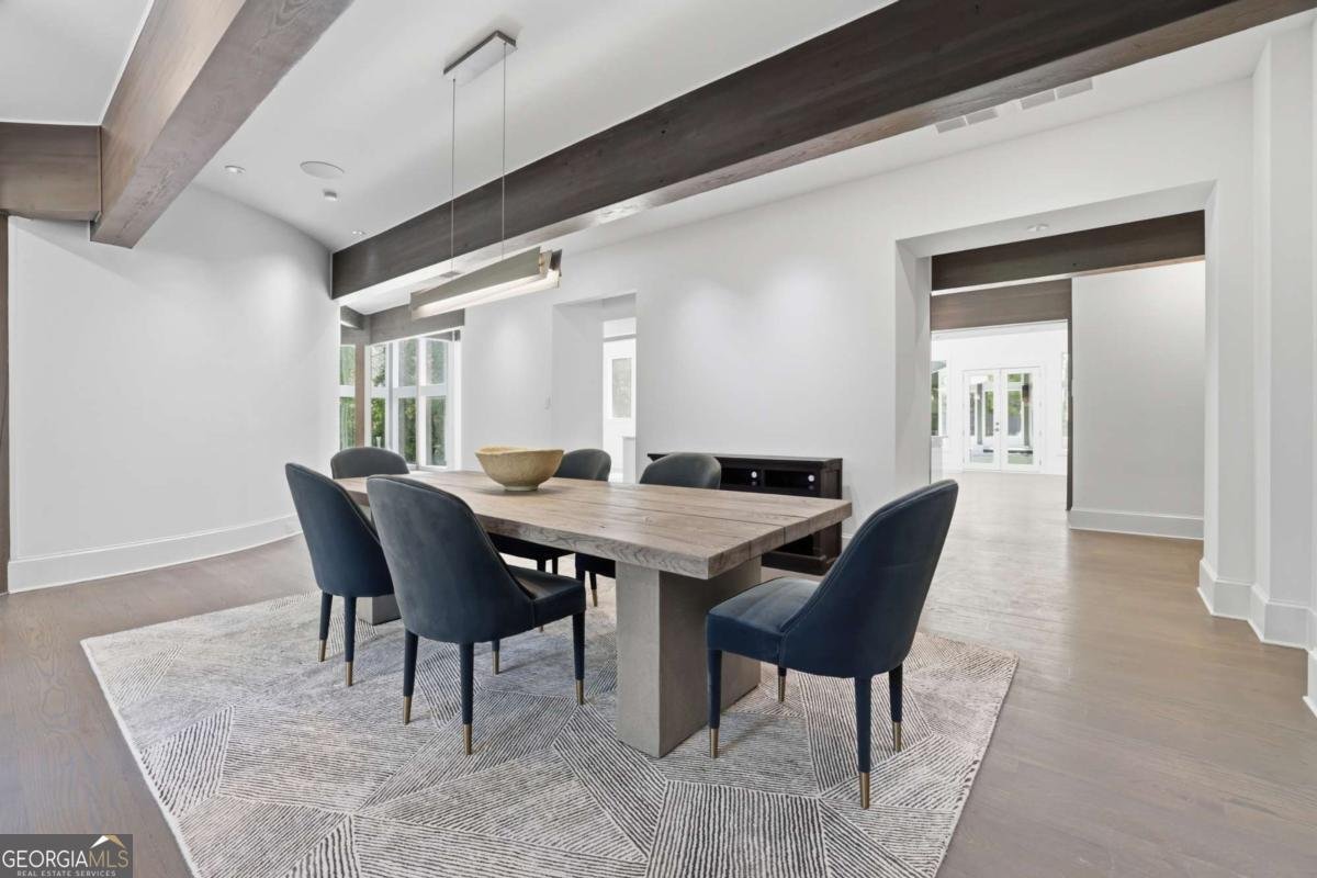 2883 Roxboro Road Atlanta - Photo 10