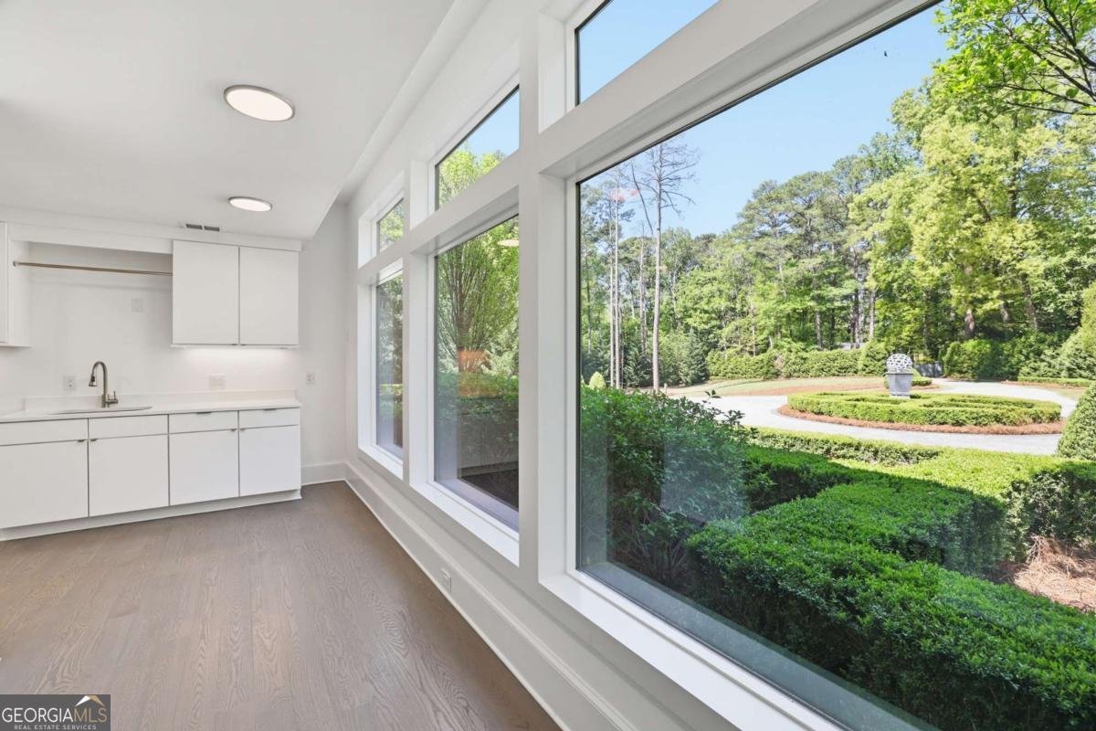 2883 Roxboro Road Atlanta - Photo 25